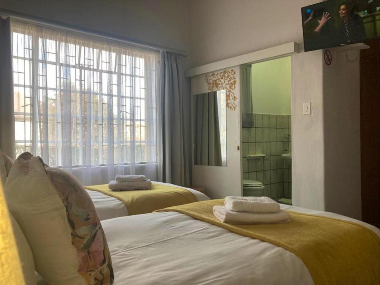 Cherry Lane Guest House Ficksburg Esterno foto